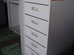 二手設備市場解析 辦公、餐飲與儀器儀表的投資與選購指南